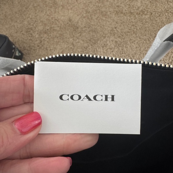 Coach purse☃️ Printed coated canvas and smooth leather snowman tote bag - Picture 10 of 12